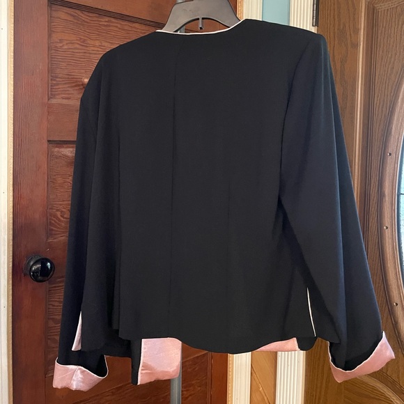 perceptions by Irene B jacket - Picture 4 of 5